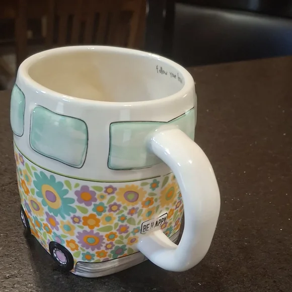 NATURAL LIFE Retro Camper Ceramic Mug with Mint Windows and Colorful Floral Body - Picture 3 of 4